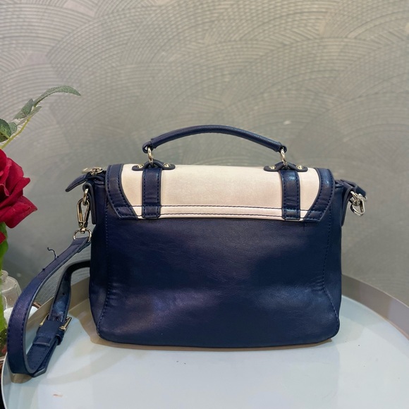 Forever New Handbag with Sling - Picture 3 of 4